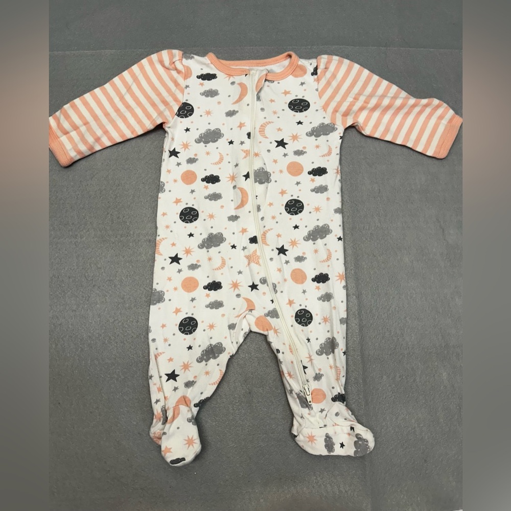 Wonder Nation moon and stars, like-new footies/pajamas- 0-3m baby girls size
